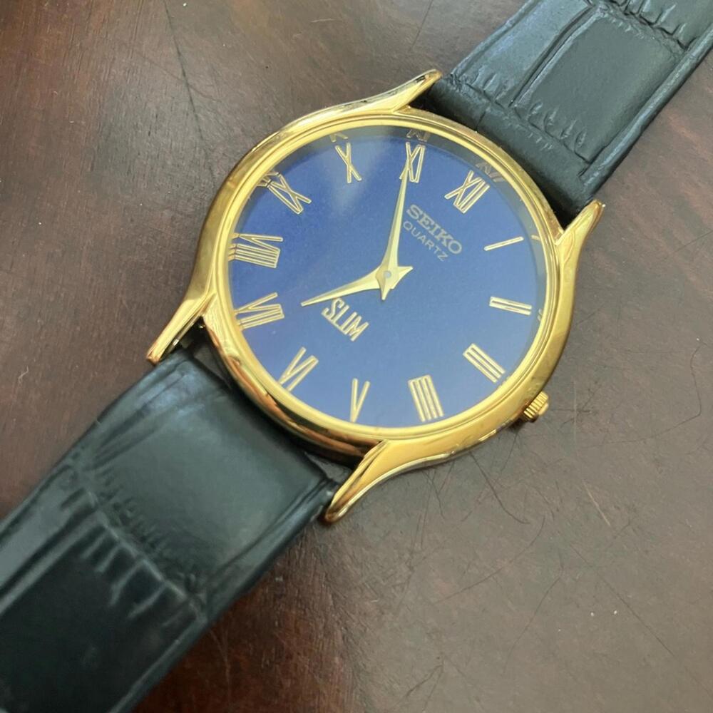 Seiko Gold and Blue Slim Watch rare vintage 1970s rare watch